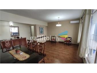 https://www.gallito.com.uy/venta-aparto-3dormservicio-2-baños-frente-al-mar-pocitos-inmuebles-25910687