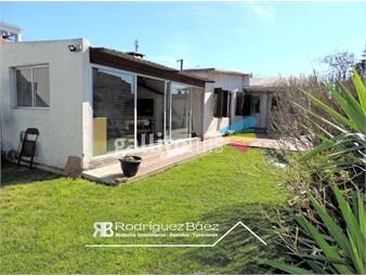 https://www.gallito.com.uy/venta-casa-3-dormitorios-jardin-fondo-verde-con-barbacoa-inmuebles-26000866