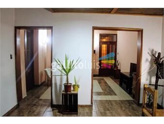 https://www.gallito.com.uy/preciosa-casa-de-3-dorm-y-local-al-frente-cordon-inmuebles-26004103