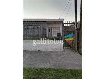 https://www.gallito.com.uy/se-alquila-apto-tipo-casa-un-dormitorio-con-patio-carrasco-inmuebles-26022906