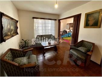 https://www.gallito.com.uy/amplia-casa-con-jardin-en-planta-baja-inmuebles-26026555