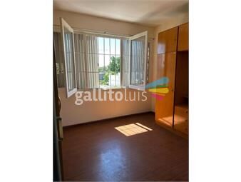 https://www.gallito.com.uy/apto-al-frente-segundo-por-escalera-1-dorm-patio-y-azotea-inmuebles-25362371