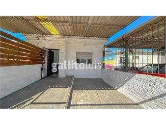 https://www.gallito.com.uy/casa-de-bajos-en-perez-castellanos-de-2-dormitorios-barbac-inmuebles-26062825