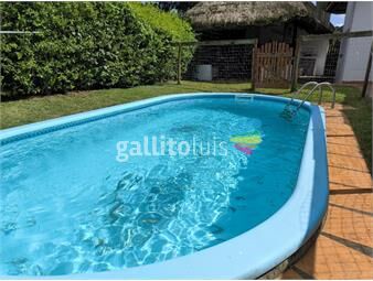 https://www.gallito.com.uy/divino-chalet-prox-rbla-con-piscina-y-bcoa-inmuebles-25695971