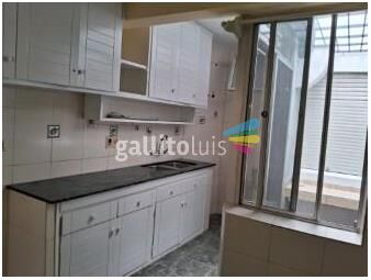 https://www.gallito.com.uy/casa-amplia-con-garaje-inmuebles-26156829