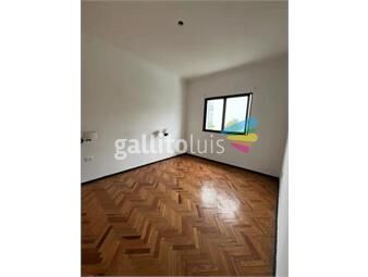 https://www.gallito.com.uy/amplio-apartamento-en-buen-estado-inmuebles-26212088