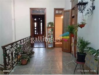 https://www.gallito.com.uy/preciosa-casa-de-altos-con-patios-azotea-parrillero-4-dor-inmuebles-26238498