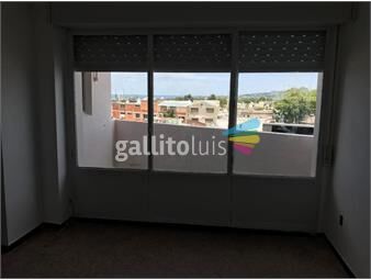 https://www.gallito.com.uy/amplio-zona-comercial-balcon-seguro-imperdible-inmuebles-26306901