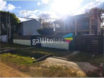 https://www.gallito.com.uy/en-alquiler-casa-3-dormitorios-y-estudio-el-pinar-inmuebles-26326895