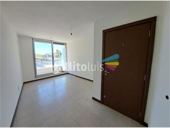 https://www.gallito.com.uy/inm-federico-diaz-lindo-y-comodo-con-vista-lateral-al-mar-inmuebles-24976465