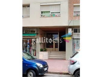 https://www.gallito.com.uy/impecable-apartamento-muy-amplio-47-m2-piso-alto-inmuebles-25881240