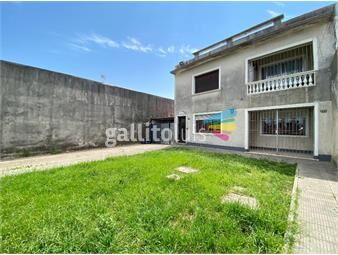 https://www.gallito.com.uy/venta-casa-2-dormitorios-garage-en-ph-la-teja-inmuebles-26415624