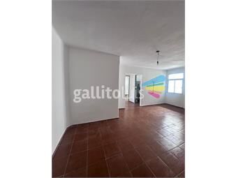 https://www.gallito.com.uy/buen-apartamento-de-2-dormitorios-en-palermo-inmuebles-26442973