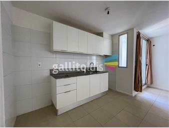 https://www.gallito.com.uy/apartamento-en-alquiler-1-dormitorio-con-terraza-centro-inmuebles-26319856