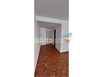 https://www.gallito.com.uy/se-alquila-monoambiente-ciudad-vieja-calle-treinta-y-tres-inmuebles-26510314