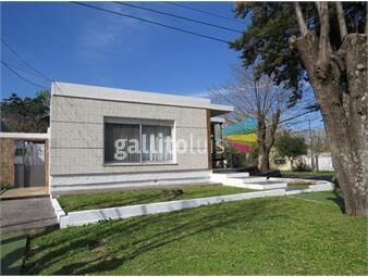 https://www.gallito.com.uy/casa-sobre-avenidasolar-esquinazona-libre-estacionamiento-inmuebles-26732619