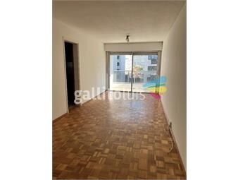 https://www.gallito.com.uy/dueño-alquila-muy-iluminado-apto-al-frente-con-balcon-inmuebles-26772717