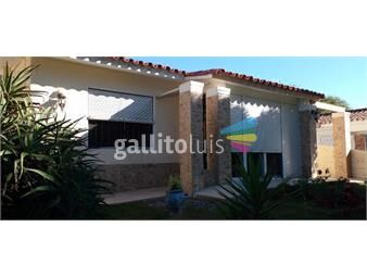 https://www.gallito.com.uy/dueño-vende-casa-en-las-toscas-sur-refaccionada-uss190000-inmuebles-26907207