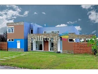 https://www.gallito.com.uy/casa-venta-3-dormitorios-3-baños-piscina-climatizada-pde-inmuebles-26945755