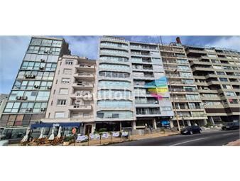 https://www.gallito.com.uy/venta-penthouse-frente-a-la-rambla-de-pocitos-3-dormitorios-inmuebles-27008457