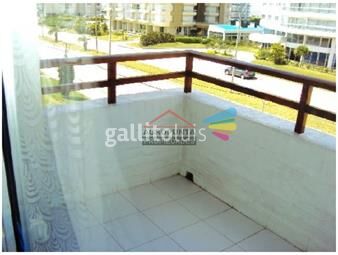 https://www.gallito.com.uy/apartamento-en-brava-1-dormitorios-inmuebles-17597447