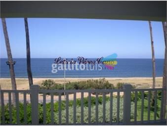 https://www.gallito.com.uy/venta-casa-1-era-linea-al-mar-en-playa-mansa-8-dormitorios-inmuebles-18833222