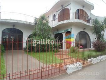 https://www.gallito.com.uy/casa-centrica-frente-a-plaza-principal-5-dormitorios-3-inmuebles-19280970