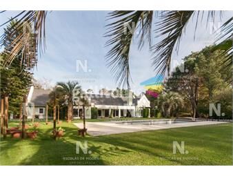 https://www.gallito.com.uy/punta-del-este-chalet-con-4600-m2-de-tierra-piscina-5-do-inmuebles-18613314
