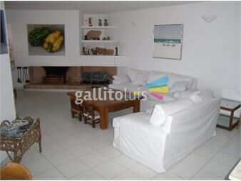 https://www.gallito.com.uy/apartamento-en-brava-3-dormitorios-inmuebles-17399151