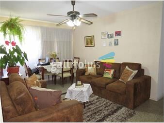 https://www.gallito.com.uy/apartamento-3-dormitorios-en-complejo-euskal-herria-inmuebles-20670462