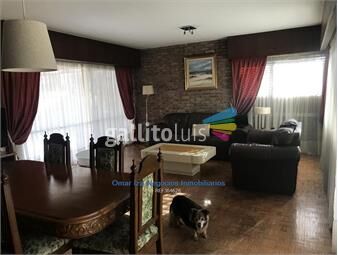 https://www.gallito.com.uy/venta-casa-carrasco-5-dormitorios-prox-rambla-inmuebles-20325719