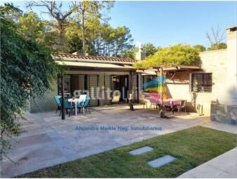 https://www.gallito.com.uy/casa-con-apto-piscina-el-pinar-inmuebles-21674398