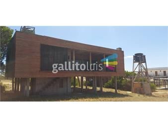 https://www.gallito.com.uy/casa-de-2-pisos-en-venta-en-prubia-a-50-m-del-mar-inmuebles-21609239