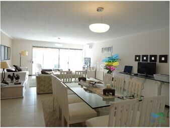 https://www.gallito.com.uy/apartamento-en-mansa-3-dormitorios-inmuebles-22537301