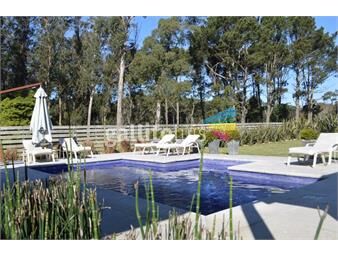 https://www.gallito.com.uy/casa-en-venta-pinares-tres-dormitorios-y-piscina-inmuebles-22628804