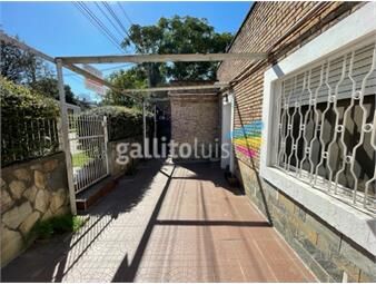 https://www.gallito.com.uy/con-garaje-y-fondo-llupes-esquina-j-pose-inmuebles-21679704