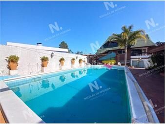 https://www.gallito.com.uy/gran-chalet-en-alquiler-proximo-a-playa-mansa-inmuebles-22531652