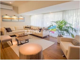 https://www.gallito.com.uy/venta-casa-en-playa-mansa-6-dormitorios-inmuebles-17644563