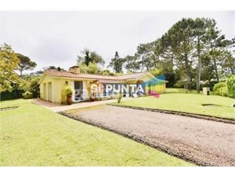 https://www.gallito.com.uy/casa-con-piscina-y-parrillero-alquiler-en-playa-mansa-inmuebles-21246689