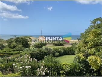 https://www.gallito.com.uy/dos-casas-en-brava-5-dormitorios-doble-dependencia-pisci-inmuebles-22196422