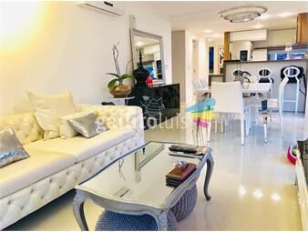 https://www.gallito.com.uy/apartamento-en-muy-buen-edificio-en-la-brava-cuenta-con-2-inmuebles-22908800