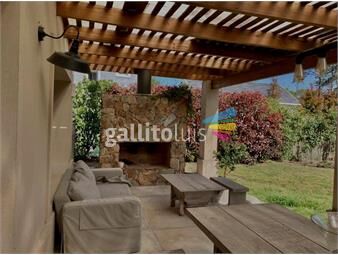 https://www.gallito.com.uy/casa-moderna-a-la-venta-barrio-la-arbolada-inmuebles-23482883