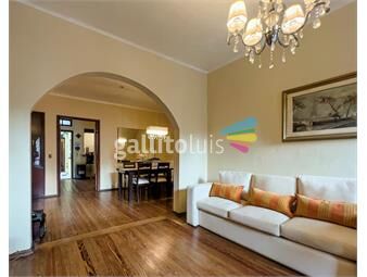 https://www.gallito.com.uy/venta-casa-ph-pocitos-2-dormitorios-con-patio-inmuebles-23735331