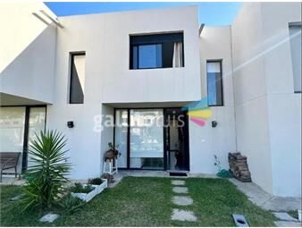 https://www.gallito.com.uy/venta-casa-en-solymar-de-dos-dormitorios-inmuebles-23636358