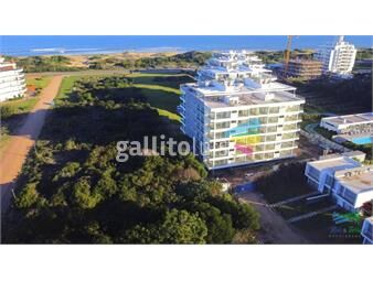 https://www.gallito.com.uy/venta-de-apartamento-pent-house-de-3-suites-mas-servicio-co-inmuebles-23631020