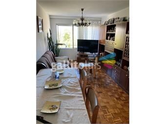 https://www.gallito.com.uy/apartamento-en-centro-montevideo-inmuebles-23896566