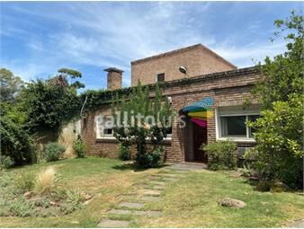 https://www.gallito.com.uy/carrasco-sur-prox-lieja-800-de-terreno-200-edificados-inmuebles-23238721