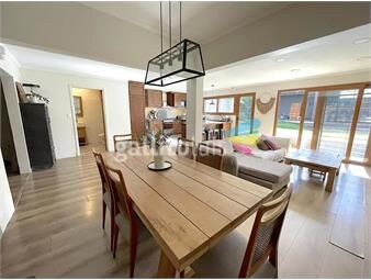 https://www.gallito.com.uy/casa-en-venta-4-dormitorios-barbacoa-prado-inmuebles-24065736