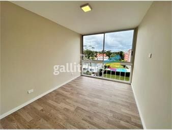https://www.gallito.com.uy/apartamento-en-playa-mansa-1-dormitorio-reciclado-inmuebles-23597365