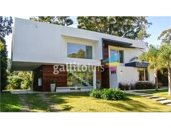 https://www.gallito.com.uy/casa-de-tres-dormitorios-en-venta-solanas-punta-del-este-inmuebles-23640194